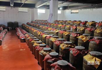 哪里有散装白酒加盟的地方,散装白酒招商加盟哪家便宜？