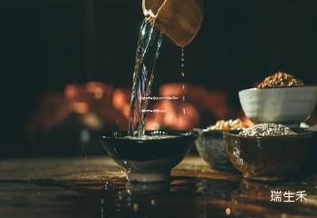 53度飞天茅台多少钱一箱批发价,53度飞天茅台售价多少 53度飞天茅台多少钱一箱批发价,53度飞天茅台售价多少