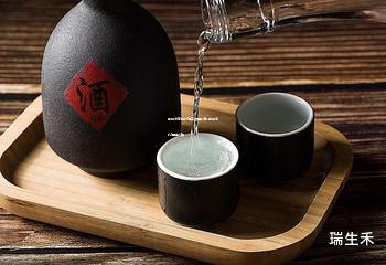 五粮液怎样代理卖酒赚钱呢,五粮液代理赚钱吗