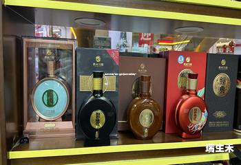 五粮液酒厂简介资料(五粮液集团厂址)