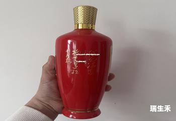 茅台专卖店都卖哪些酒(茅台专卖店都卖哪些酒类)