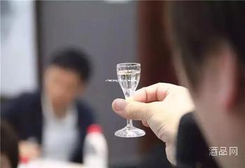 代理白酒加盟店,白酒代理加盟电话