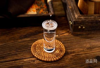 名优白酒加盟推荐(名酒优品) 名优白酒加盟推荐(名酒优品)