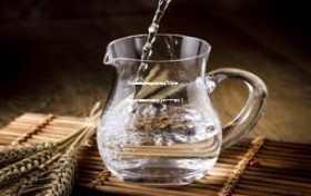 12年整箱五星茅台价格(12年五星茅台酒回收价格多少钱一一瓶？)
