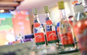 17年飞天茅台53度价格,17年飞天茅台53度价格2020市场价