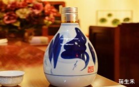 茅台荣和烧坊创始人,贵州茅台镇荣和烧坊53度酱香型多少钱