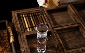 2012年汉酱酒价格,2012年汉酱酱香型白酒51度价格